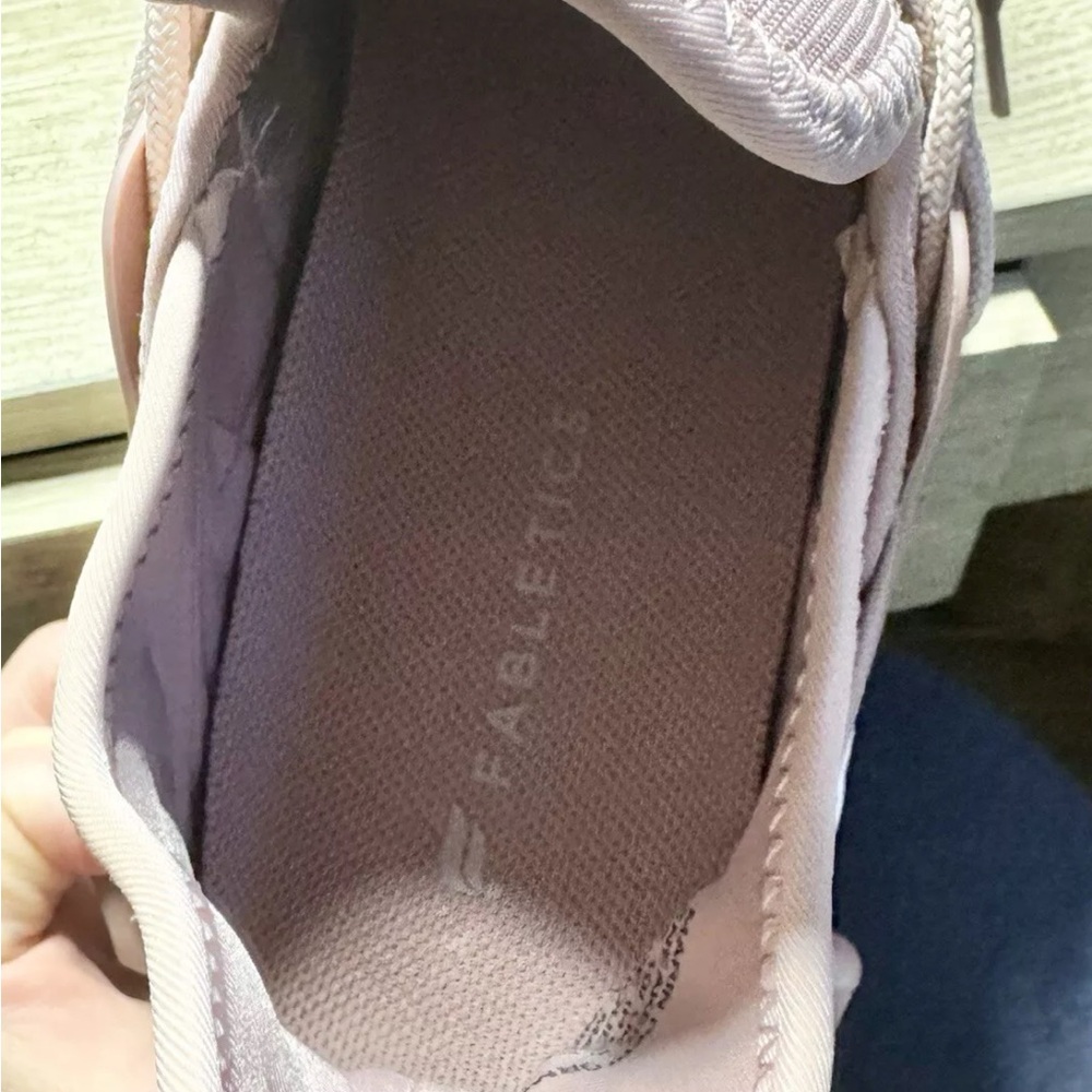 Fabletics Zuma Studio Sneaker Women Size 10 Athletic Shoes Earth Tone Rose Pink - Picture 5 of 6